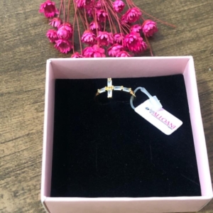 Anel Cruz com Pedras