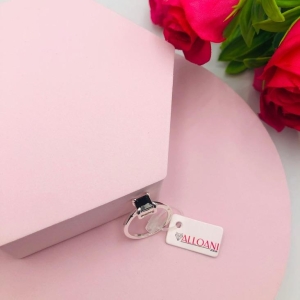 Anel Quadrado com Pedra Preta