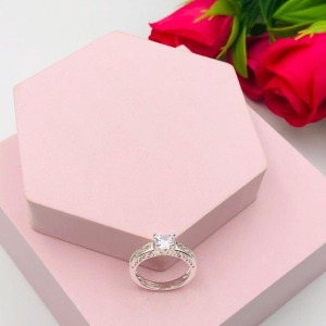 Anel Solitário Coração N16