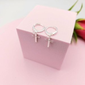 Brinco Argolinha com Pingente Cruz