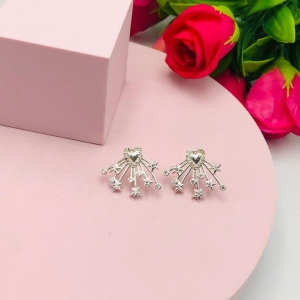 Brinco Coração com Raios de Estrela