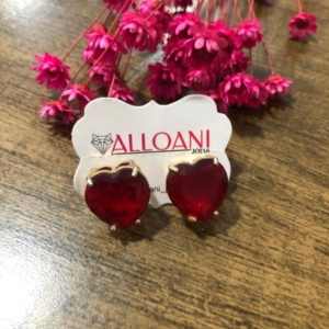 Brinco coração vermelho