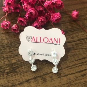 Brinco Ear Cuff com Ponto de Luz