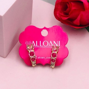 Brinco Ear Cuff Cravejado