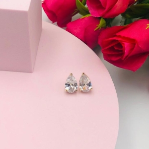 Brinco gota com pedra cristal