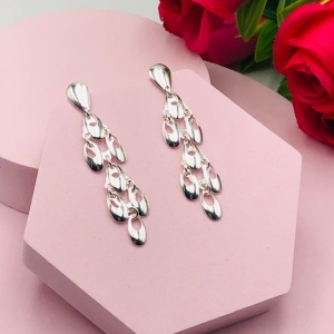 Brinco pendurado com Pingente redondo