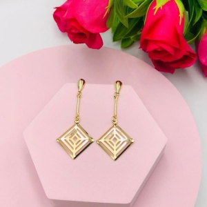 Brinco pendurado geométrico