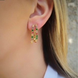 Brinco zircônias grande