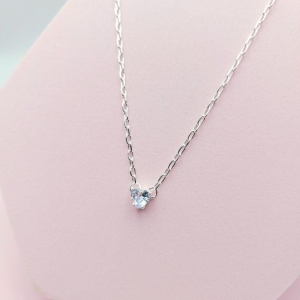 Colar Cartier com Coração Cristal