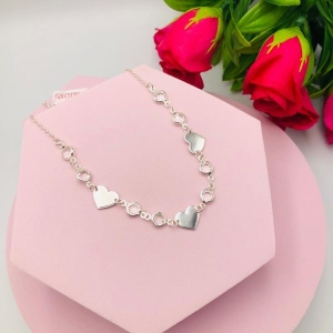 Colar Coração e Ponto de Luz