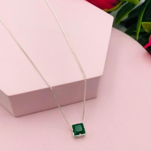 Colar Veneziana Pedra verde