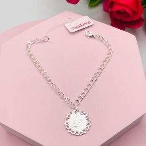 Pulseira com Medalha Love