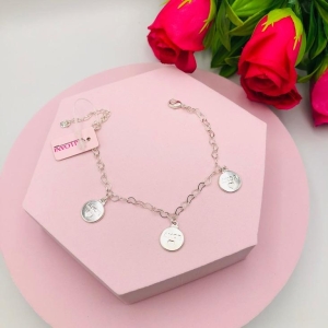 Pulseira Corrente de Corações com Medalhas Amor