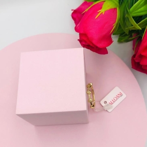 Anel com Coração Cravejado