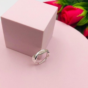 Anel Intercalado com Zircônias Cravejadas N 21