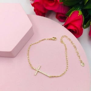 Pulseira com Cruz Cravejada