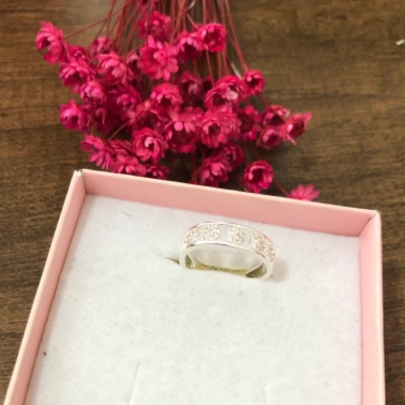 Anel Flor Cravejado N 23