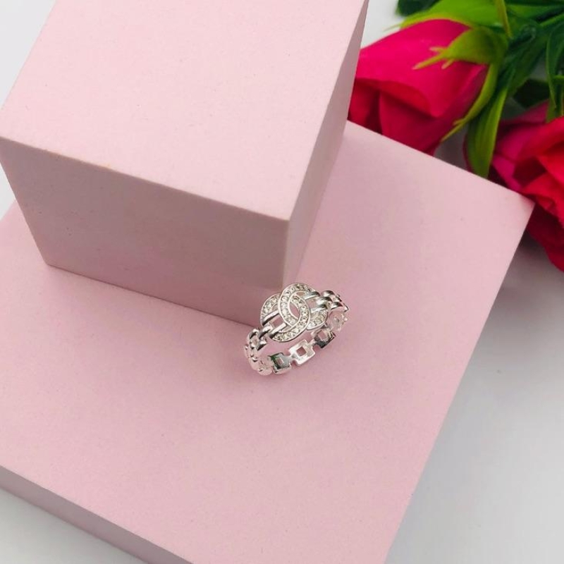 Anel inspiração Chanel Corrente N 22