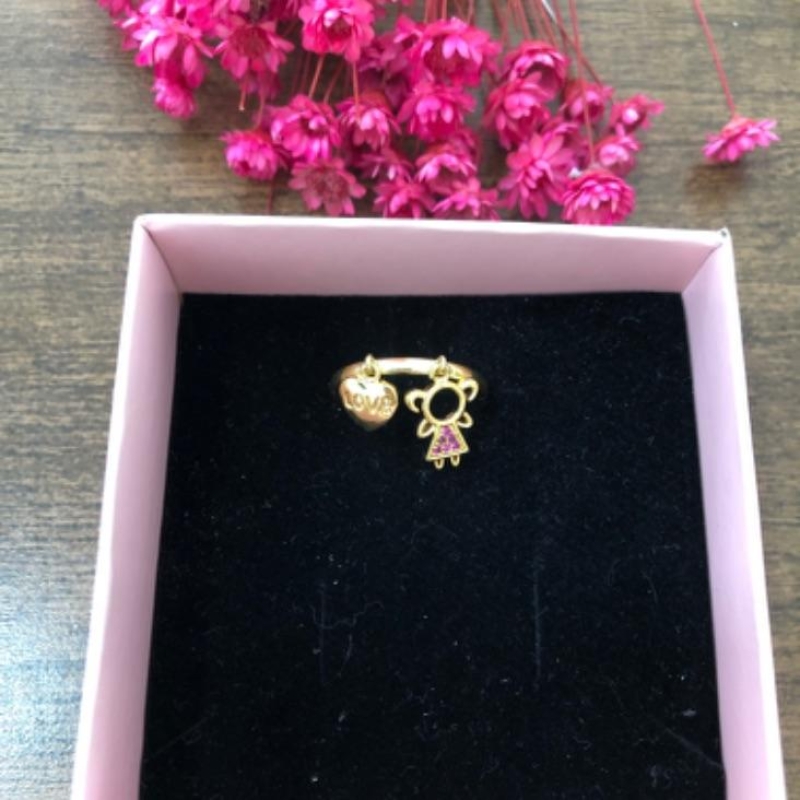 Anel Pingente Menina e Coração