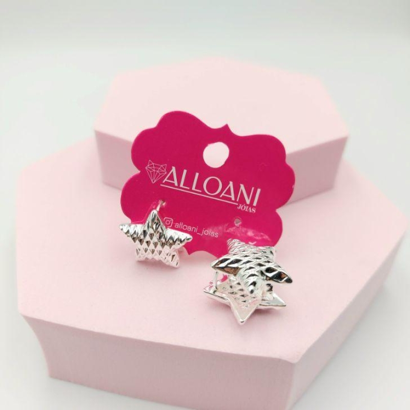 Brinco Argola Estrela com Detalhe