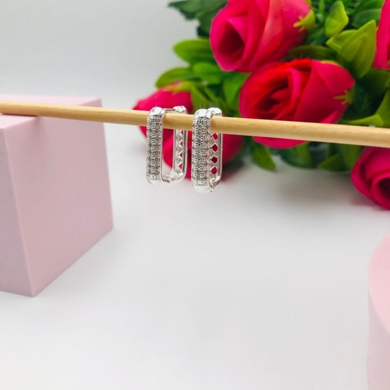 Brinco Argola Retângulo Cravejado G