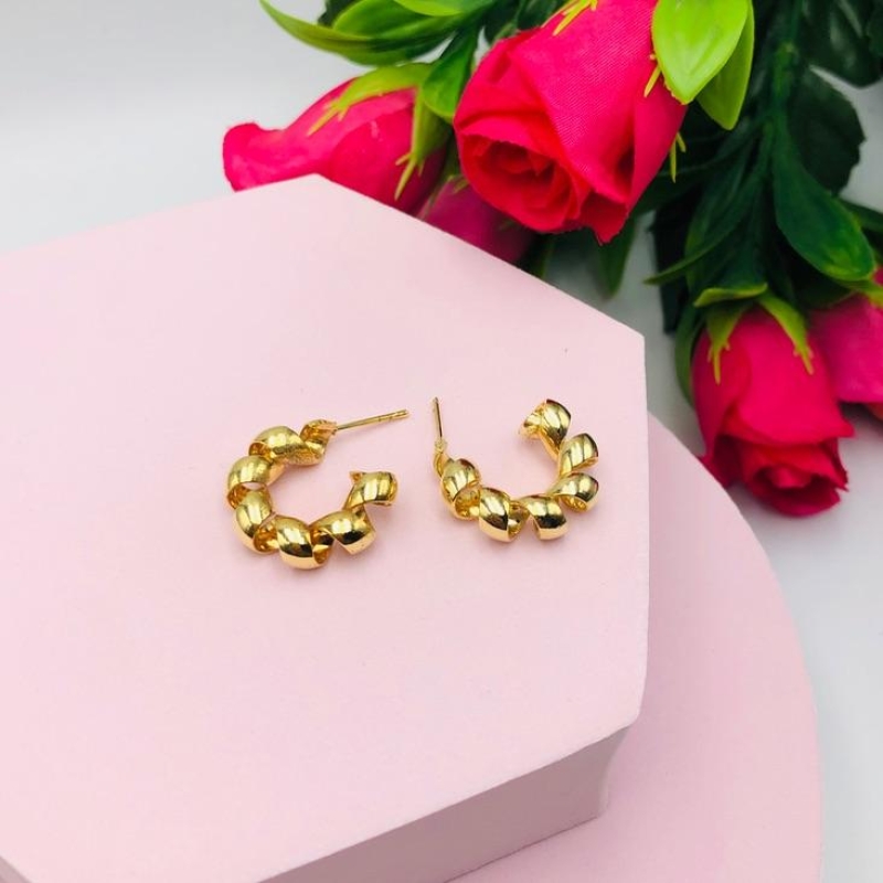 Brinco Argola Torcida