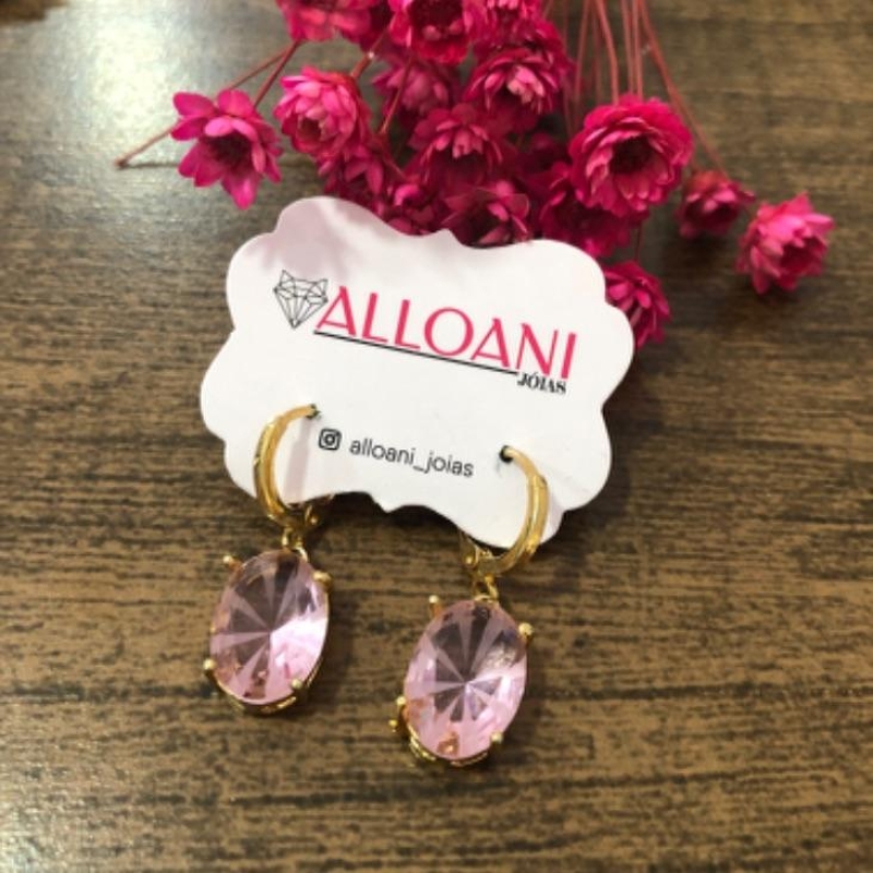 Brinco argolinha click com pedra rosa