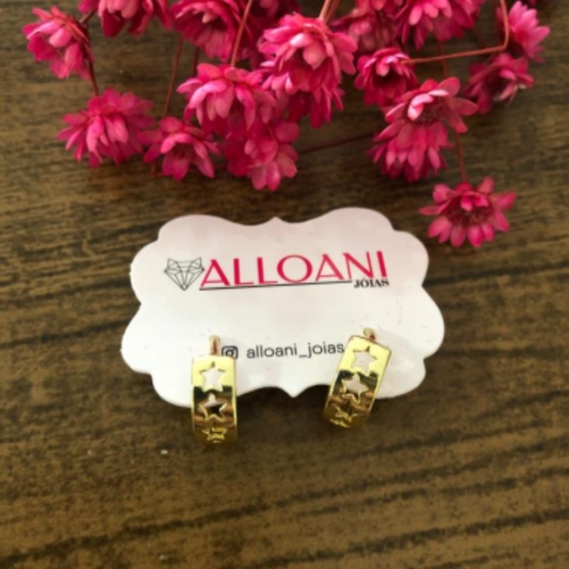 Brinco argolinha de click estrelas