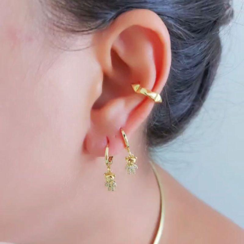 Brinco argolinha de Ursinho cravejado