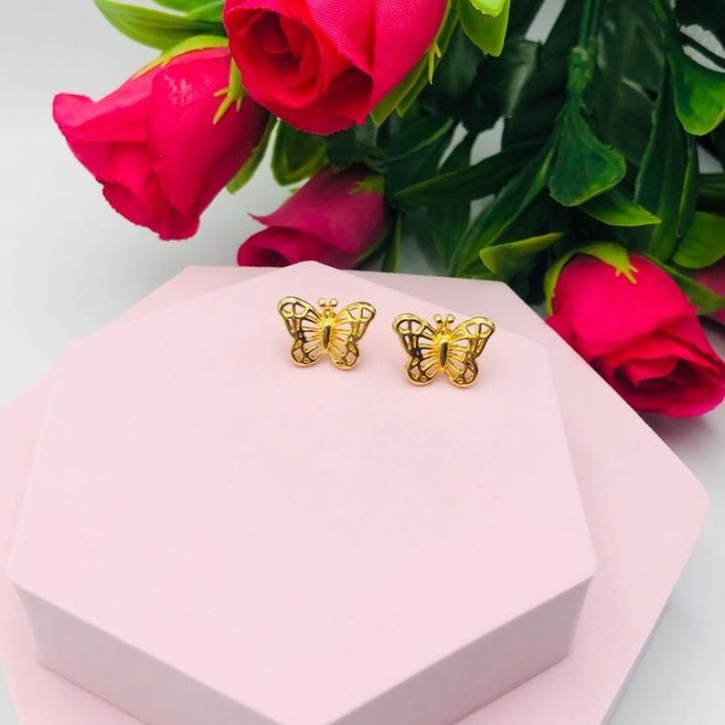 Brinco borboleta trabalhada