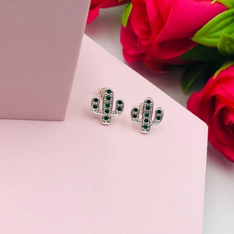 Brinco Cacto com Zirconia Verde