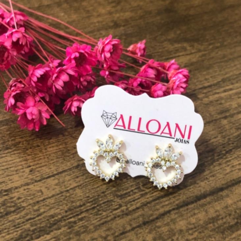 Brinco Coração com Coroa Cravejado