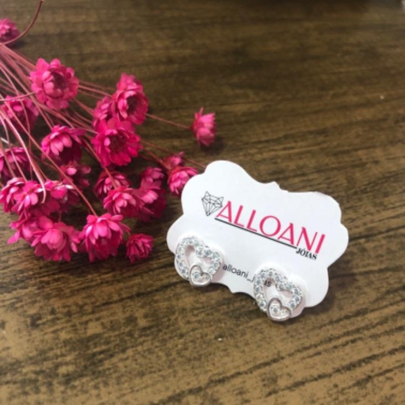 Brinco coração cravejado