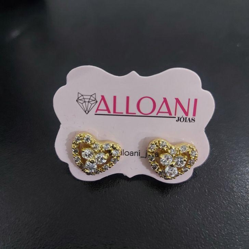Brinco Coração Cravejado com 3 pedras no meio
