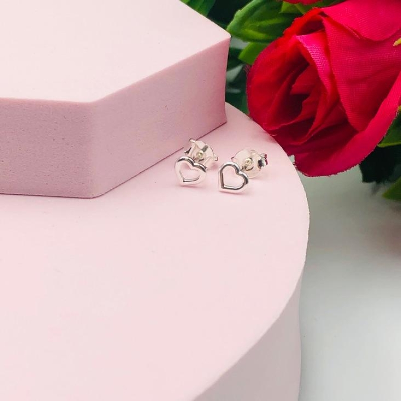 Brinco Coração Vazado