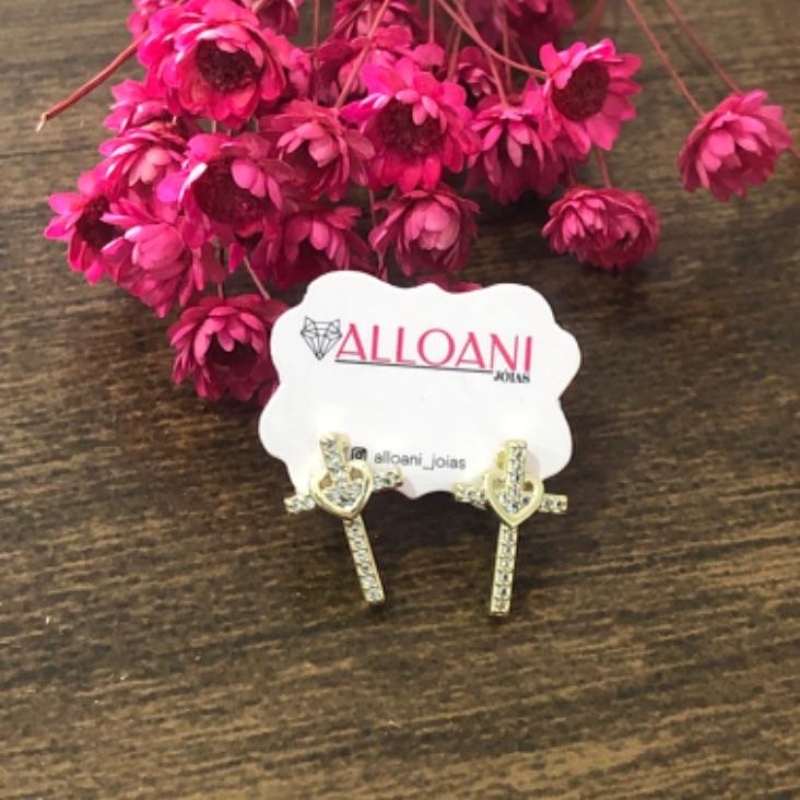 Brinco Cruz Cravejado