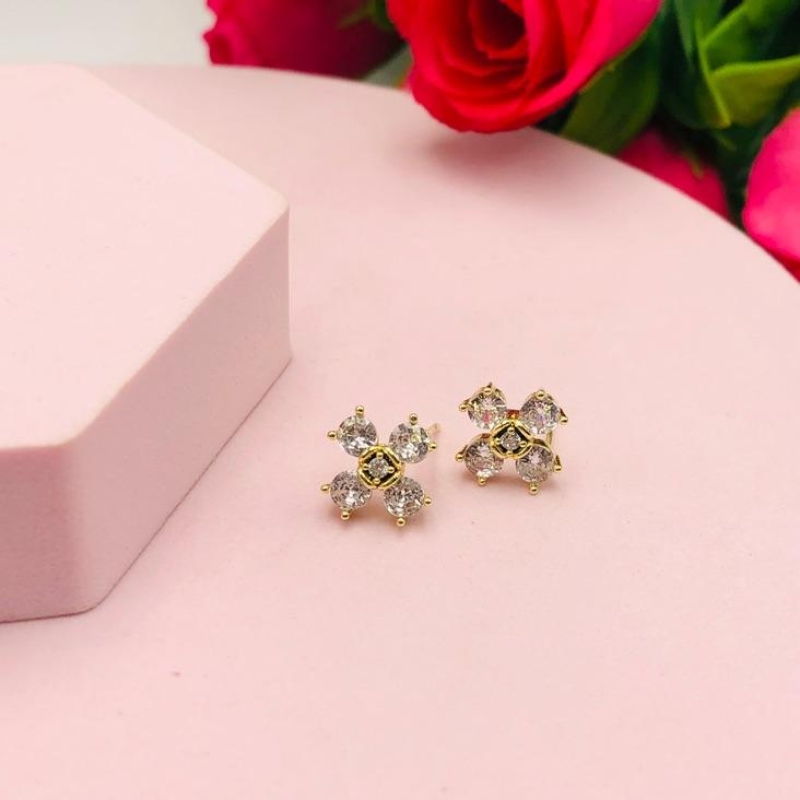 Brinco de Flor Cristal