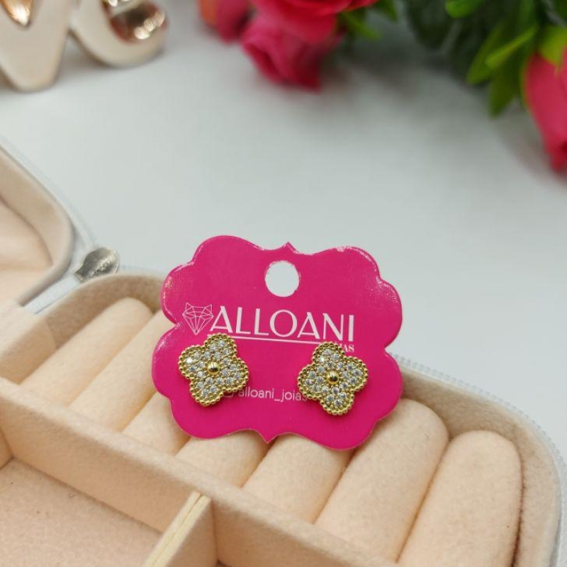 Brinco de Trevo Cravejado M