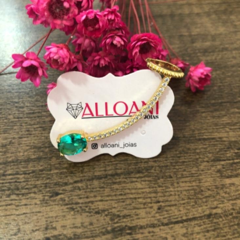 Brinco Ear Cuff de um lado só cravejado