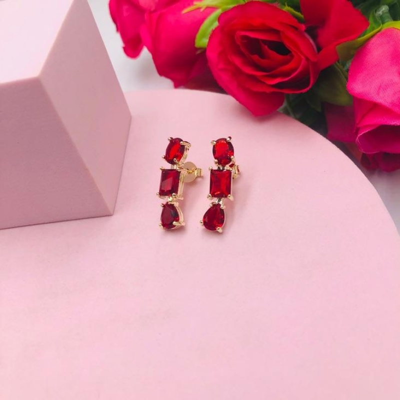 Brinco Ear Cuff Vermelho