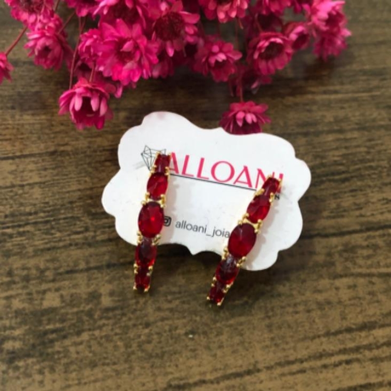 Brinco Ear Cuff Zirconias