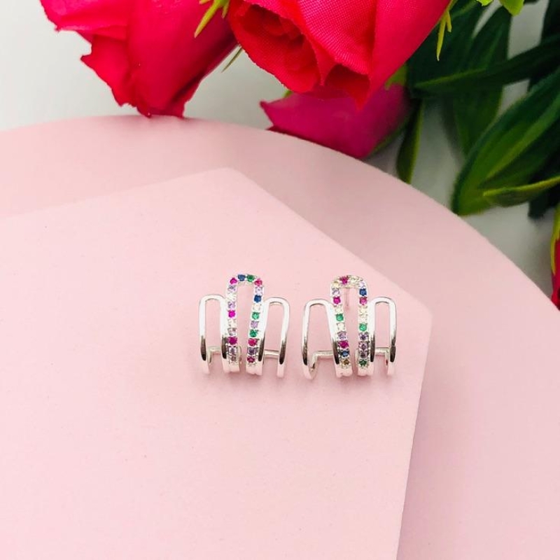 Brinco Ear Hoot com Zirconias