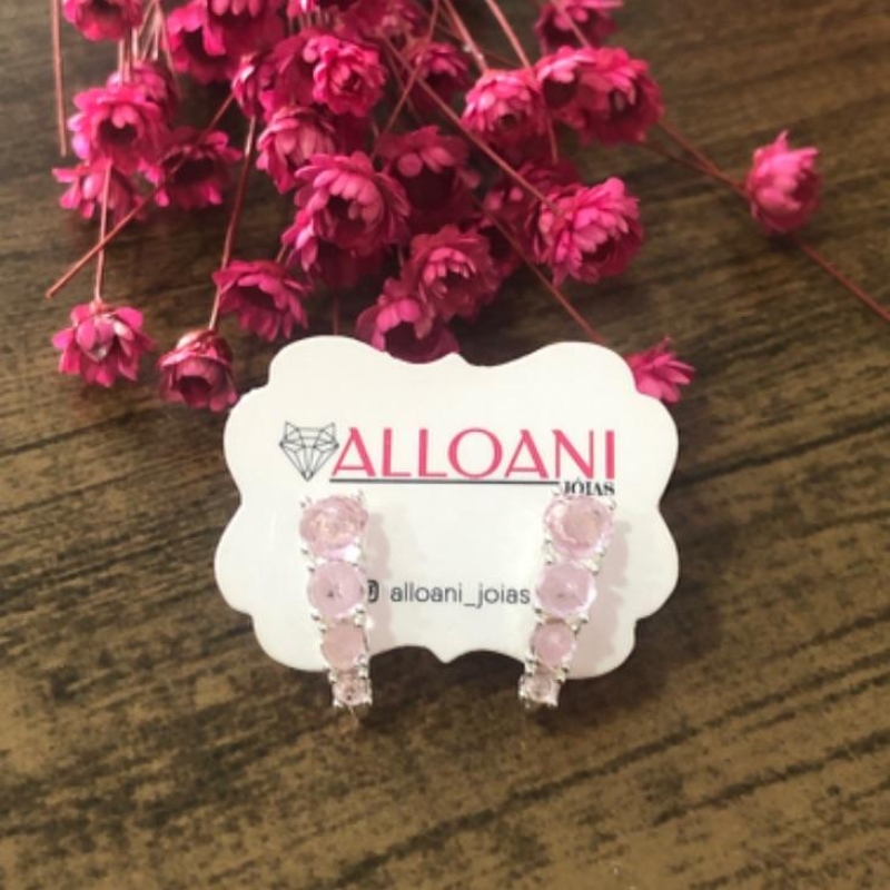Brinco Ear Hoot com Zircônias Rosa