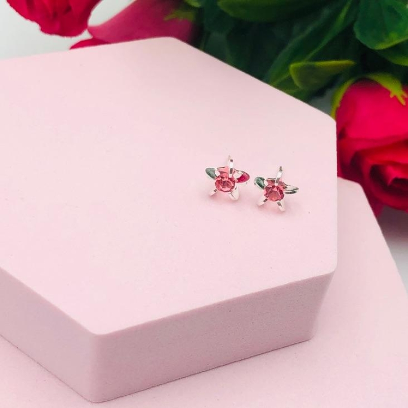 Brinco Flor com Zirconia Rosa