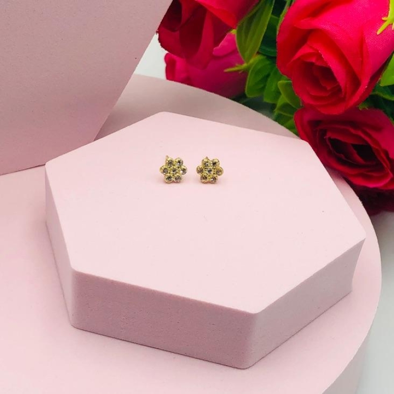 Brinco Flor com Zirconias