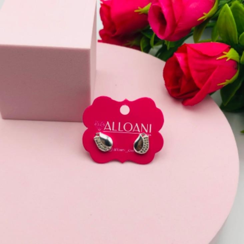 Brinco Flor Cravejada