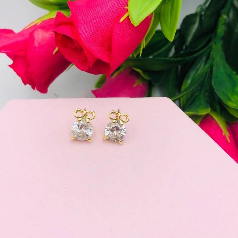 Brinco laço com ponto de Luz