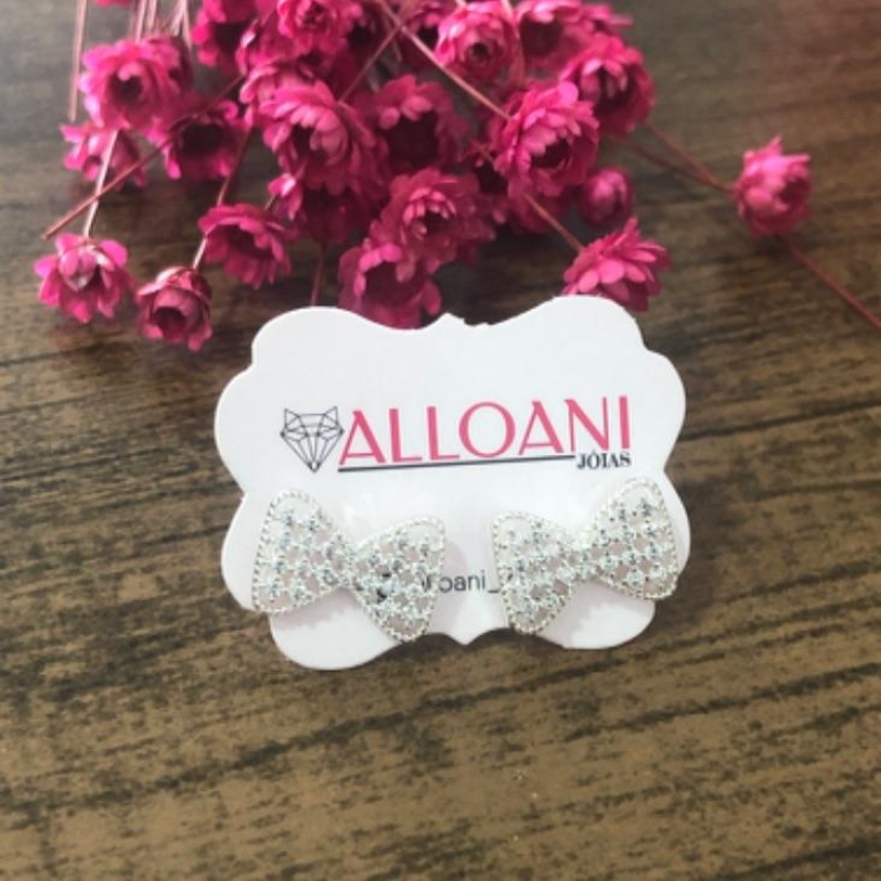 Brinco Laço Cravejado