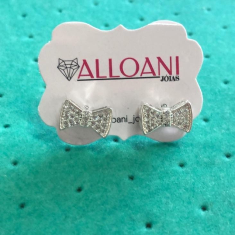 Brinco Laço Cravejado