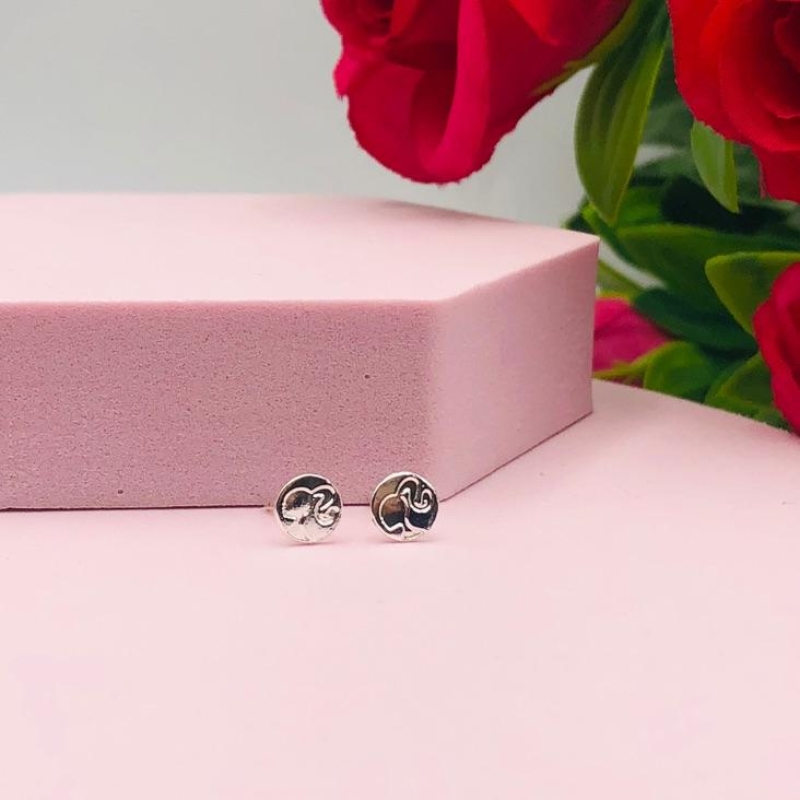 Brinco Medalha Barbie